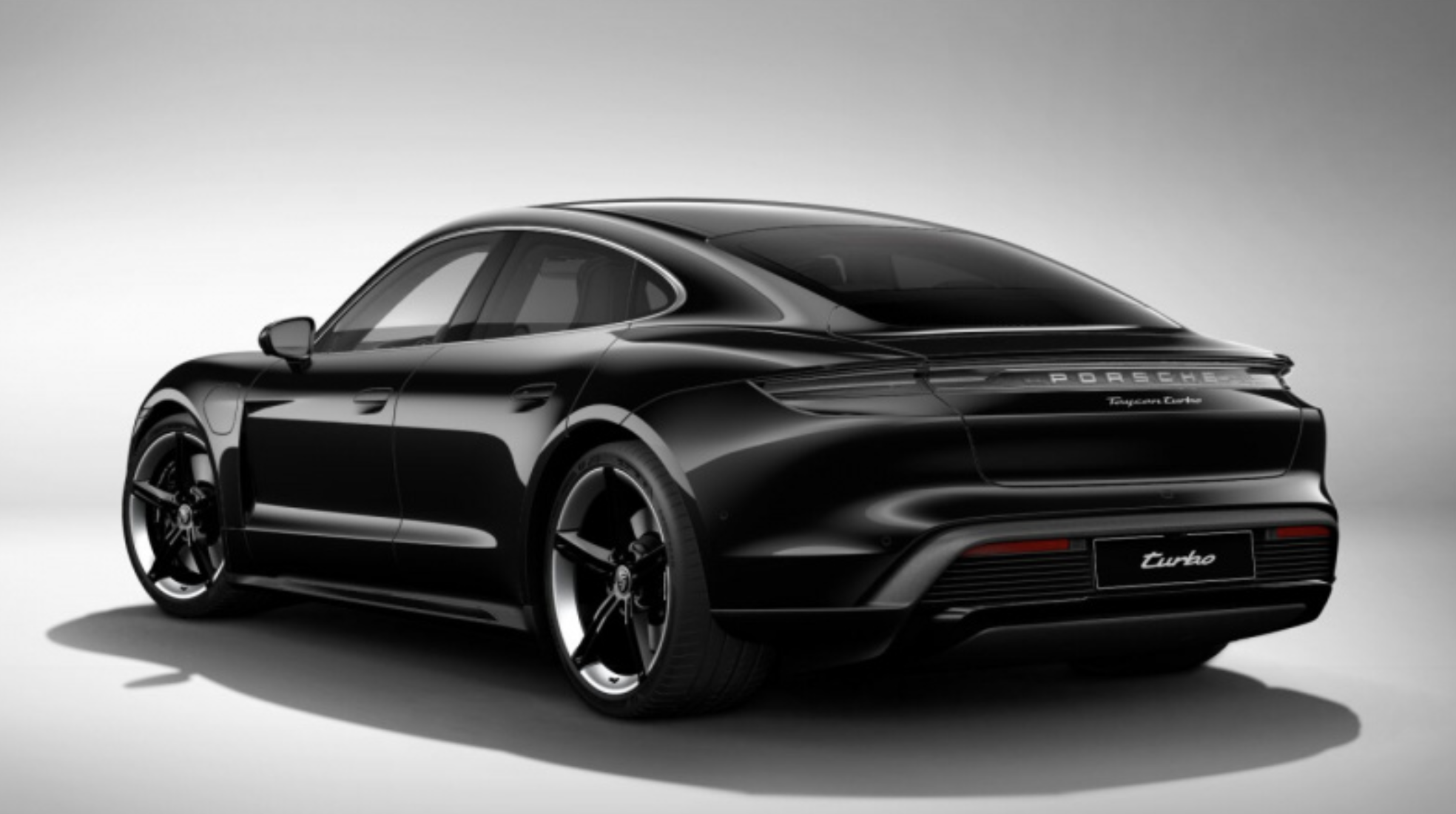 Porsche Taycan Turbo | sportovní elektromobil | VIP sleva | nákup online | AUTOiBUY.com